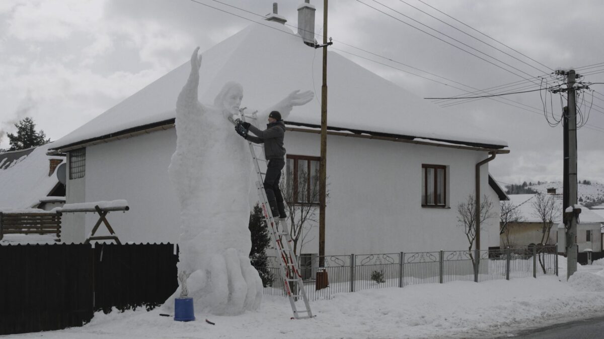 Záber z filmu Letopis režiséra Martina Kollara.
